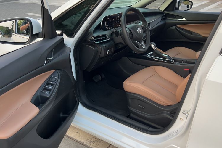 Used Buick GL6 2021 323T Mild Hybrid Connect Luxury Model Driver Seat