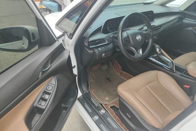 Used Buick GL6 2021 323T Mild Hybrid Connect Prestige Model Driver Seat