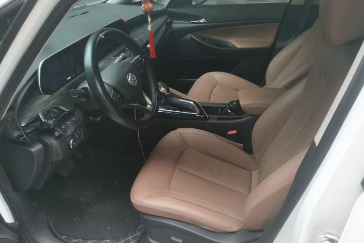 Used Buick GL6 2021 323T Mild Hybrid Connect Prestige Model Driver Seat