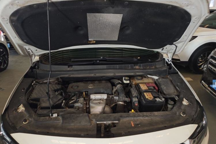 Used Buick GL6 2021 323T Mild Hybrid Connect Luxury Model Engine Bay