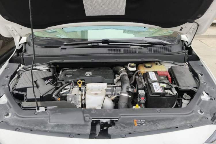 Used Buick GL6 2021 323T Mild Hybrid Connect Prestige Model Engine Bay