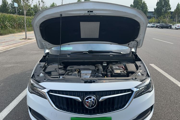 Used Buick GL6 2021 323T Mild Hybrid Connect Luxury Model Engine Bay