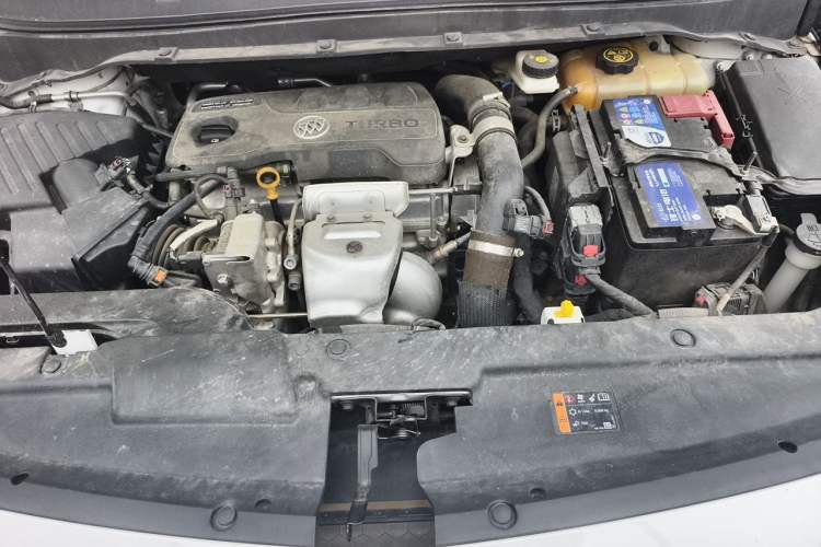 Used Buick GL6 2021 323T Mild Hybrid Connect Luxury Model Engine Bay