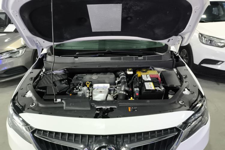 Used Buick GL6 2021 323T Mild Hybrid Connect Prestige Model Engine Bay