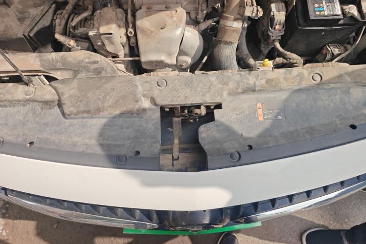 Used Buick GL6 2021 323T Mild Hybrid Connect Luxury Model Engine Bay