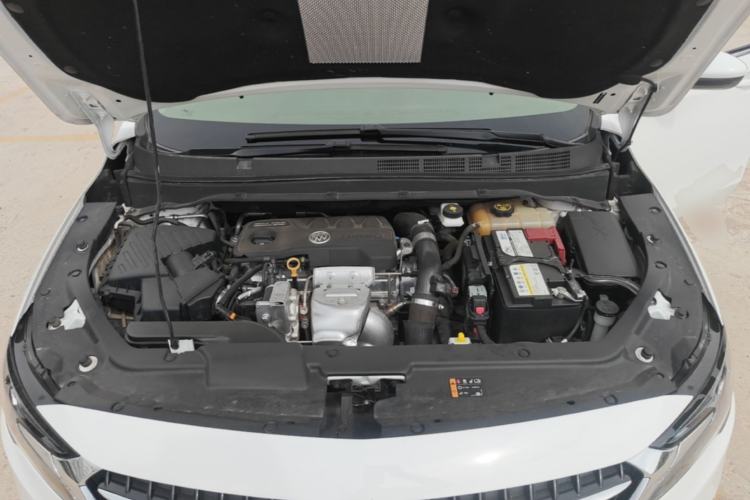 Used Buick GL6 2021 323T Mild Hybrid Connect Luxury Model Engine Bay