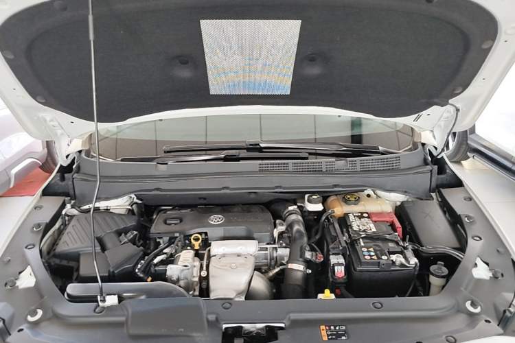 Used Buick GL6 2021 323T Mild Hybrid Connect Luxury Model Engine Bay