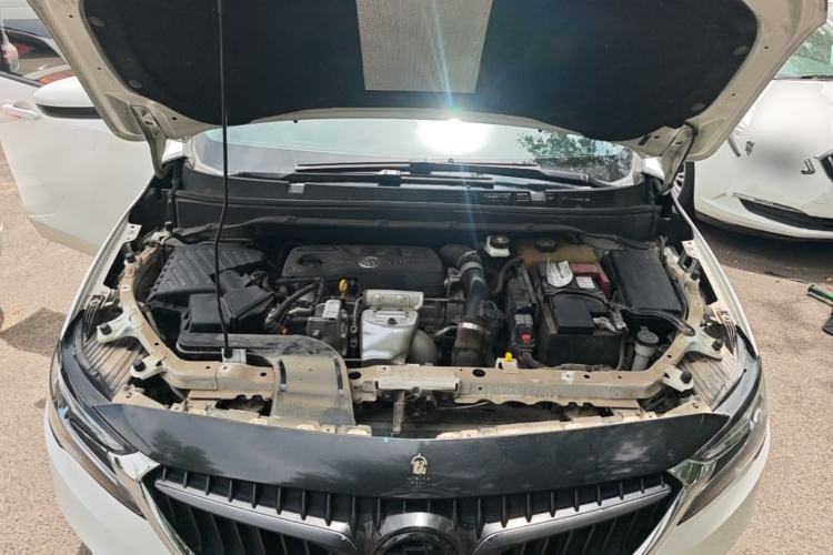 Used Buick GL6 2021 323T Mild Hybrid Connect Luxury Model Engine Bay
