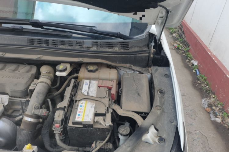 Used Buick GL6 2021 323T Mild Hybrid Connect Luxury Model Engine Bay Left
