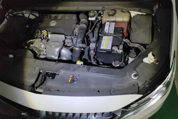 Used Buick GL6 2021 323T Mild Hybrid Connect Luxury Model Engine Bay Left
