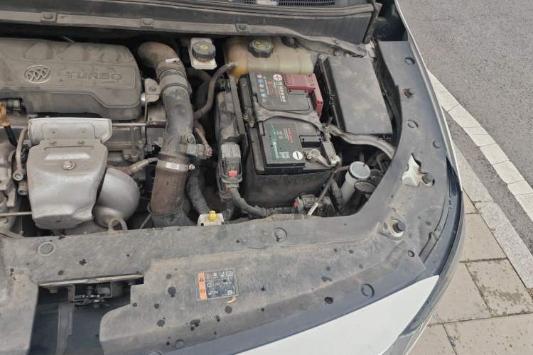 Used Buick GL6 2021 323T Mild Hybrid Connect Luxury Model Engine Bay Left