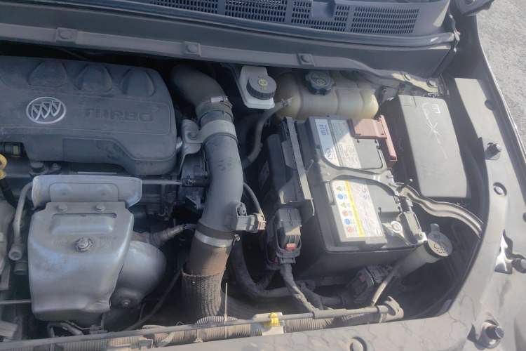 Used Buick GL6 2021 323T Mild Hybrid Connect Luxury Model Engine Bay Left