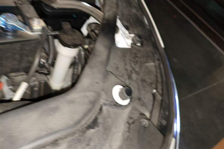 Used Buick GL6 2021 323T Mild Hybrid Connect Luxury Model Engine Bay Left