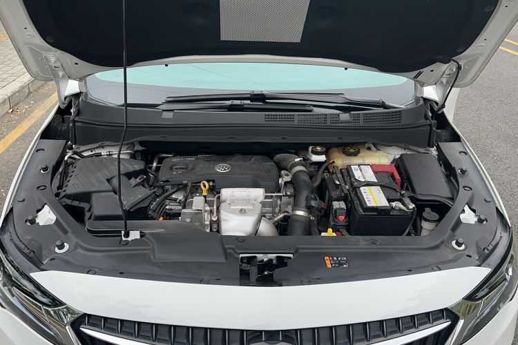 Used Buick GL6 2021 323T Mild Hybrid Connect Luxury Model Engine Bay