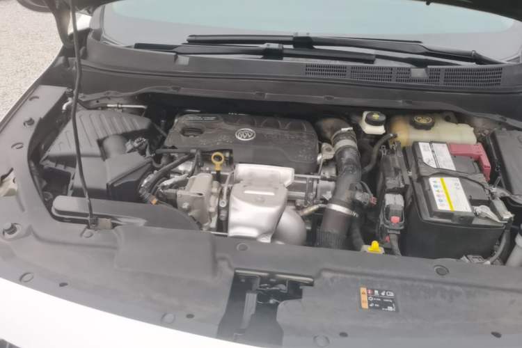 Used Buick GL6 2021 323T Mild Hybrid Connect Luxury Model Engine Bay