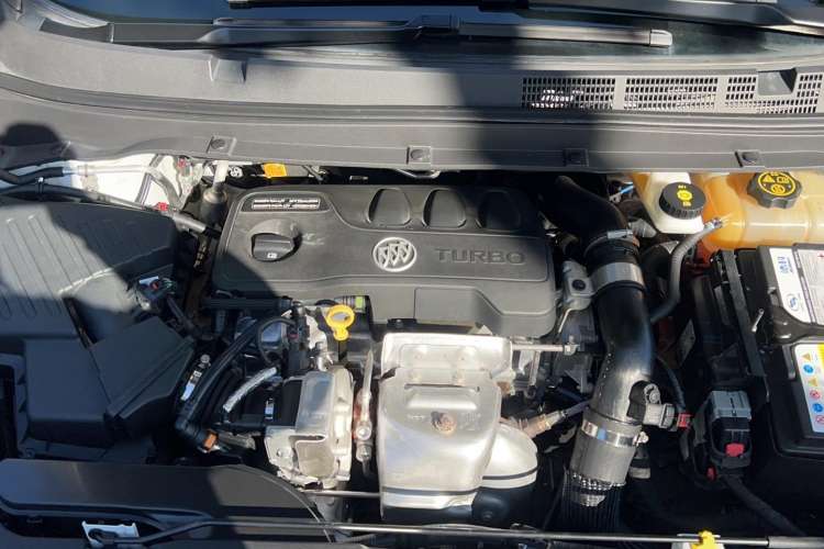 Used Buick GL6 2021 323T Mild Hybrid Connect Luxury Model Engine Bay