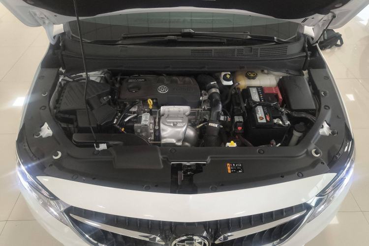Used Buick GL6 2021 323T Mild Hybrid Connect Luxury Model Engine Bay