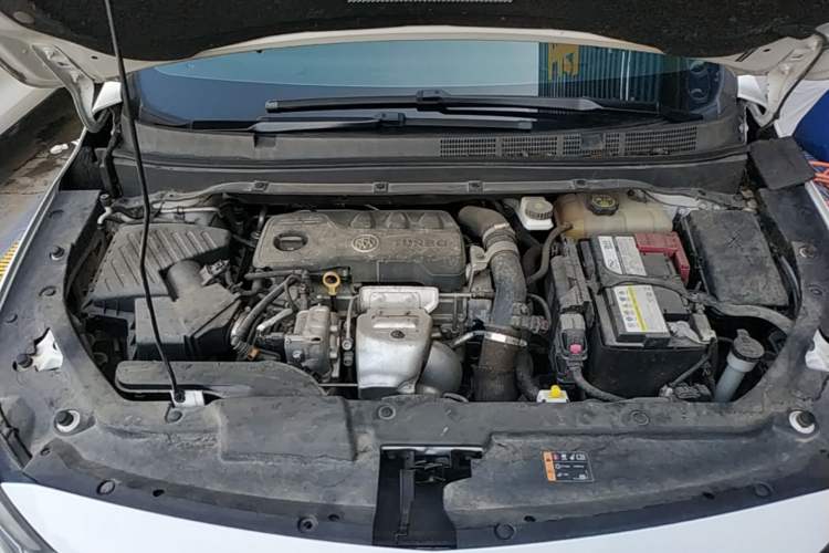 Used Buick GL6 2021 323T Mild Hybrid Connect Prestige Model Engine Bay