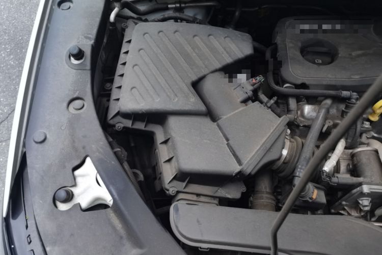Used Buick GL6 2021 323T Mild Hybrid Connect Luxury Model Engine Bay Right