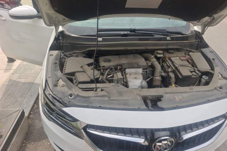 Used Buick GL6 2021 323T Mild Hybrid Connect Luxury Model Engine Bay Right