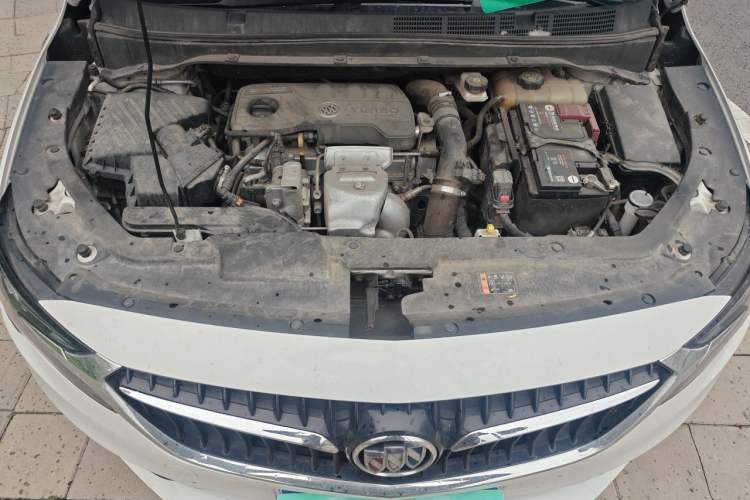 Used Buick GL6 2021 323T Mild Hybrid Connect Luxury Model Engine Bay