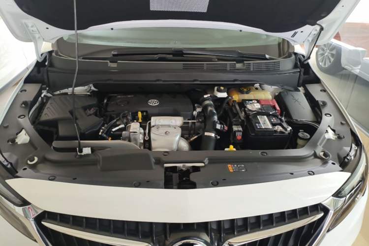 Used Buick GL6 2021 323T Mild Hybrid Connect Luxury Model Engine Bay