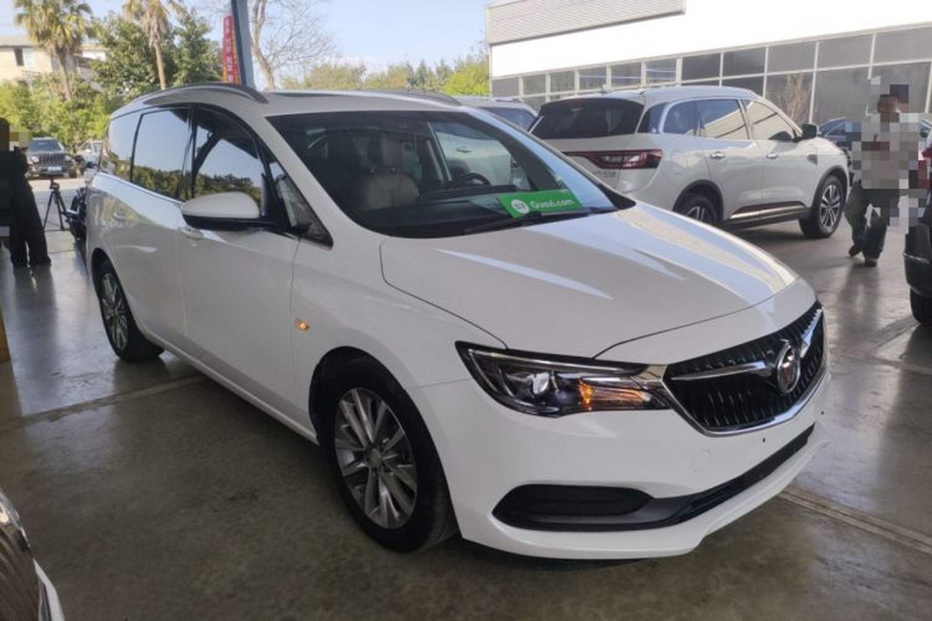 Used Buick GL6 2021 323T Mild Hybrid Connect Luxury Model Exterior 1