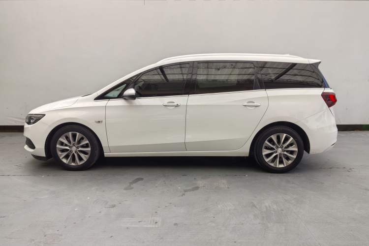 Used Buick GL6 2021 323T Mild Hybrid Connect Luxury Model Exterior 12