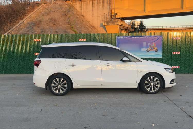 Used Buick GL6 2021 323T Mild Hybrid Connect Luxury Model Exterior 2