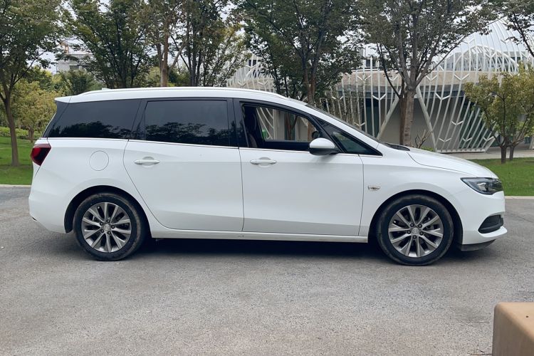 Used Buick GL6 2021 323T Mild Hybrid Connect Luxury Model Exterior 2