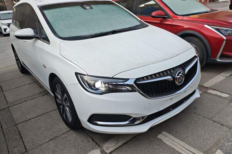 Used Buick GL6 2021 323T Mild Hybrid Connect Prestige Model Exterior 2