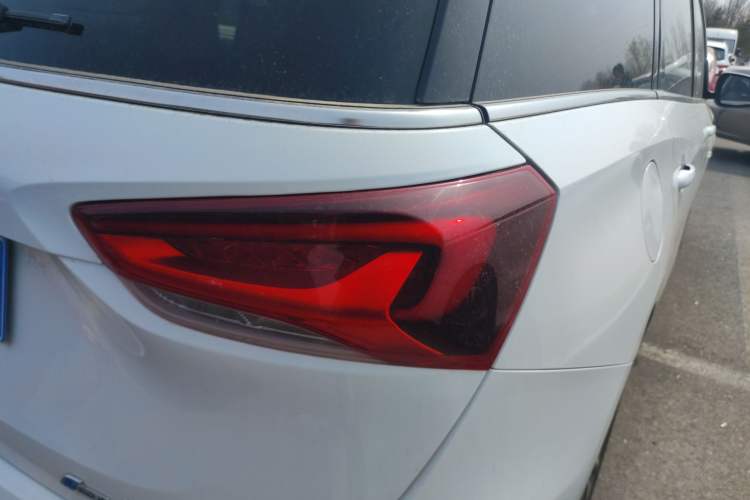 Used Buick GL6 2021 323T Mild Hybrid Connect Prestige Model Exterior 3