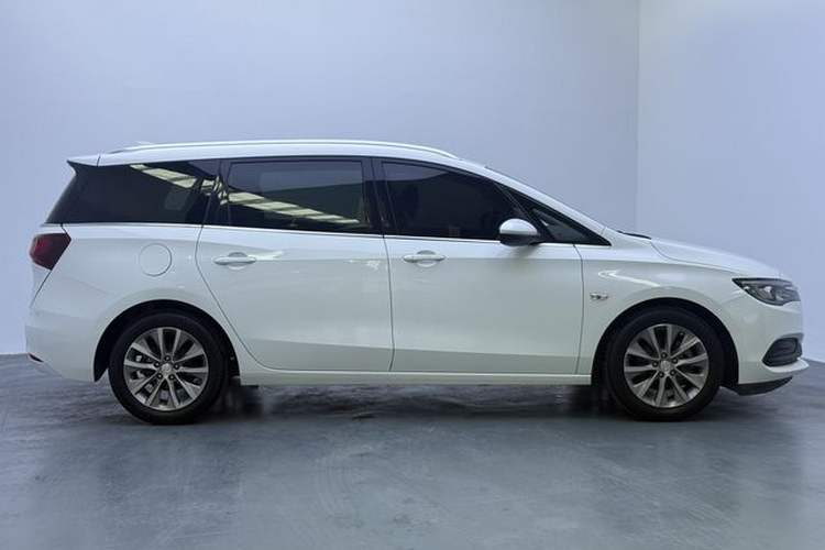 Used Buick GL6 2021 323T Mild Hybrid Connect Luxury Model Exterior 3