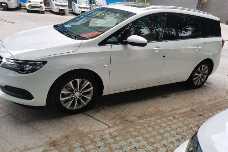 Used Buick GL6 2021 323T Mild Hybrid Connect Luxury Model Exterior 3