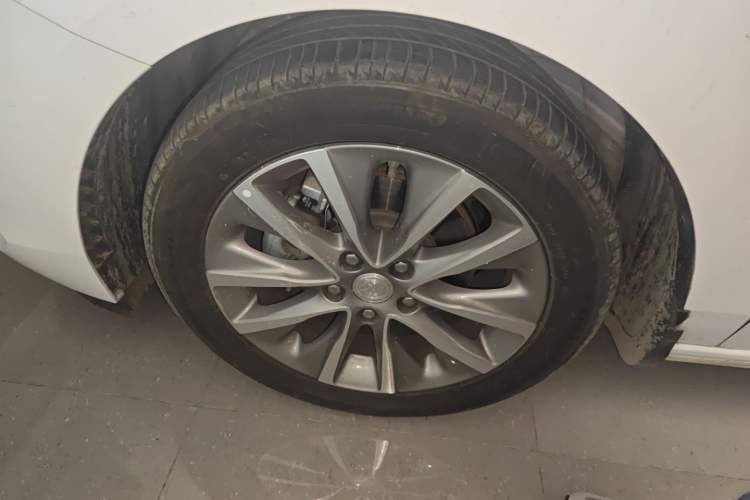 Used Buick GL6 2021 323T Mild Hybrid Connect Luxury Model Exterior 4