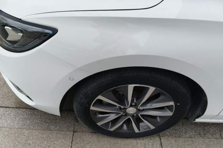 Used Buick GL6 2021 323T Mild Hybrid Connect Prestige Model Exterior 4