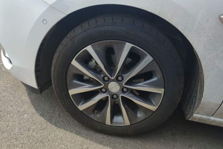 Used Buick GL6 2021 323T Mild Hybrid Connect Prestige Model Exterior 4