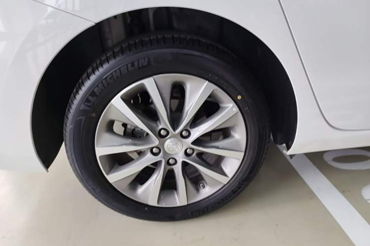 Used Buick GL6 2021 323T Mild Hybrid Connect Luxury Model Exterior 5