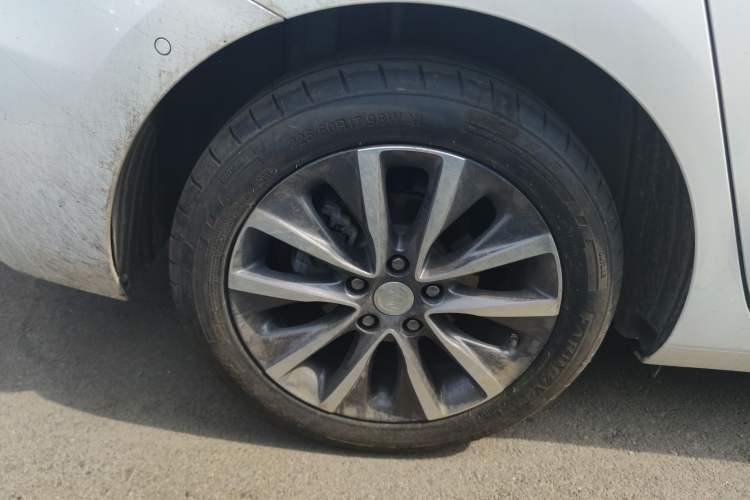 Used Buick GL6 2021 323T Mild Hybrid Connect Prestige Model Exterior 5