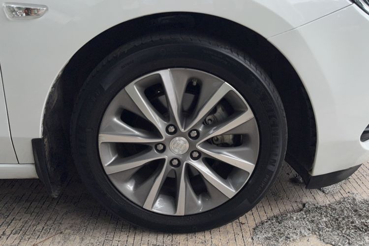 Used Buick GL6 2021 323T Mild Hybrid Connect Luxury Model Exterior 5
