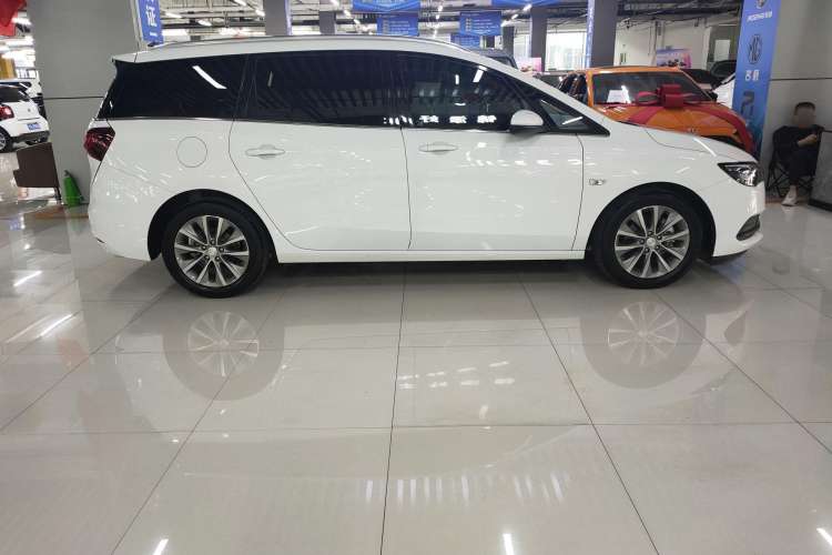 Used Buick GL6 2021 323T Mild Hybrid Connect Luxury Model Exterior 5
