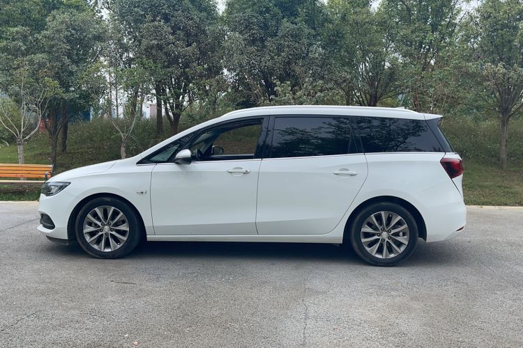 Used Buick GL6 2021 323T Mild Hybrid Connect Luxury Model Exterior 5