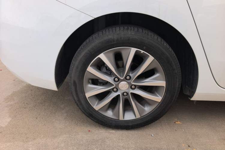 Used Buick GL6 2021 323T Mild Hybrid Connect Luxury Model Exterior 5