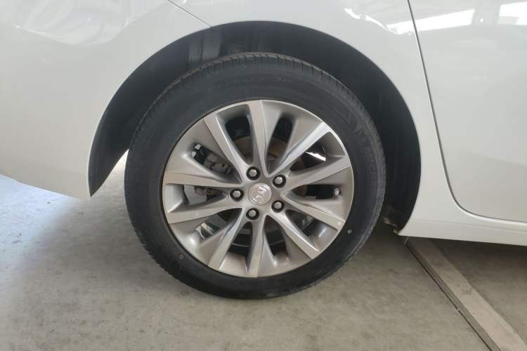 Used Buick GL6 2021 323T Mild Hybrid Connect Luxury Model Exterior 5