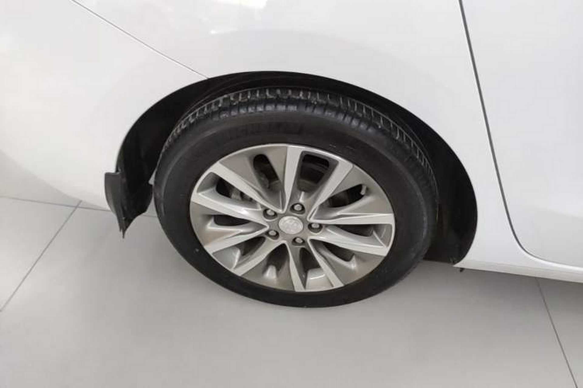 Used Buick GL6 2021 323T Mild Hybrid Connect Luxury Model Exterior 5