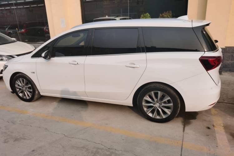Used Buick GL6 2021 323T Mild Hybrid Connect Luxury Model Exterior 5