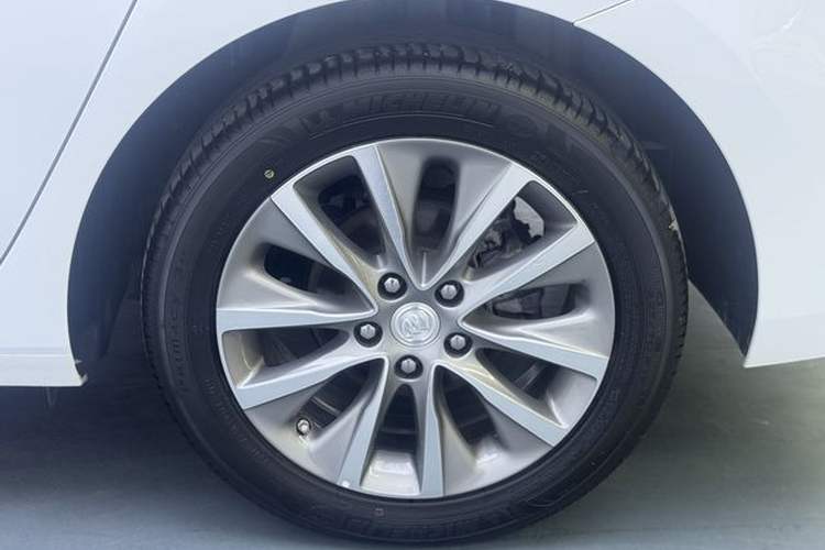 Used Buick GL6 2021 323T Mild Hybrid Connect Luxury Model Exterior 8