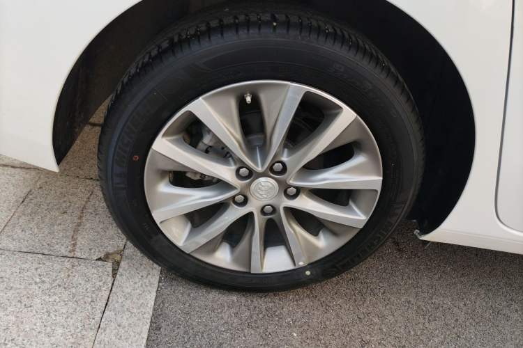 Used Buick GL6 2021 323T Mild Hybrid Connect Luxury Model Exterior 8