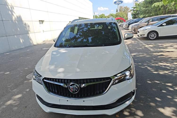 Used Buick GL6 2021 323T Mild Hybrid Connect Luxury Model Front