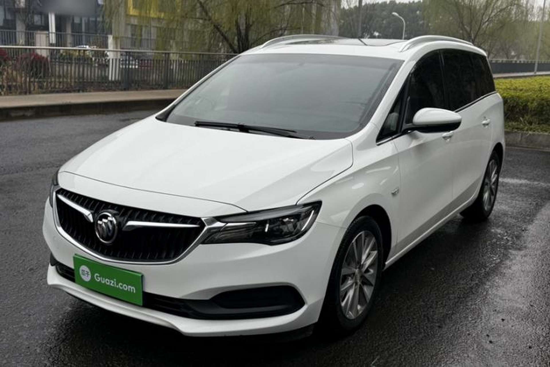 Used Buick GL6 2021 323T Mild Hybrid Connect Luxury Model Front Left 45 Deg